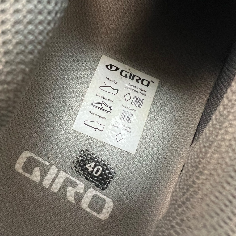 Giro Manta Biking Cycling Shoes Clipless SPD Grey Pink Cleats Women US 8.5 EU 40 - Picture 15 of 16